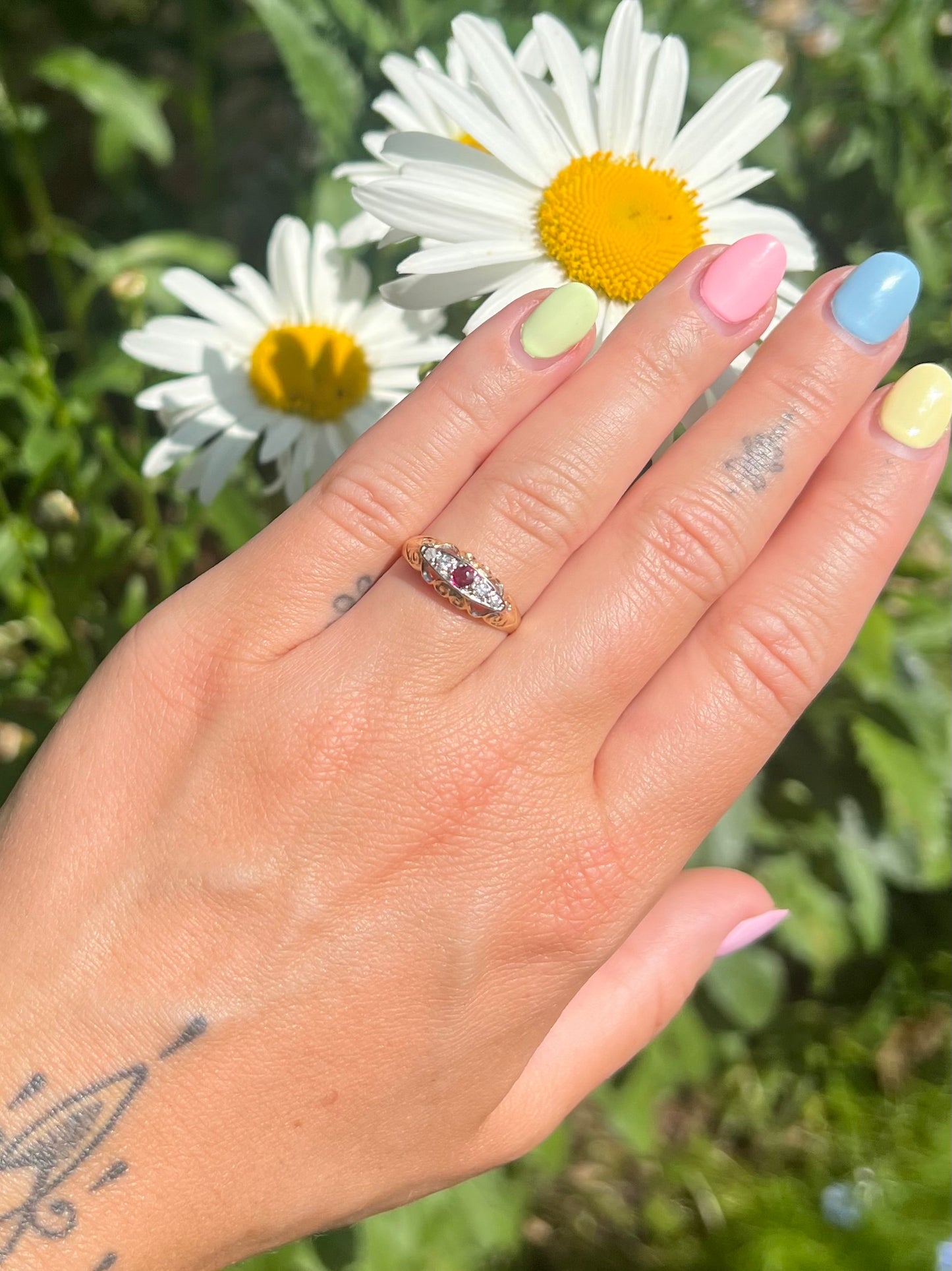 C1912 18ct Ruby & Diamond Ring