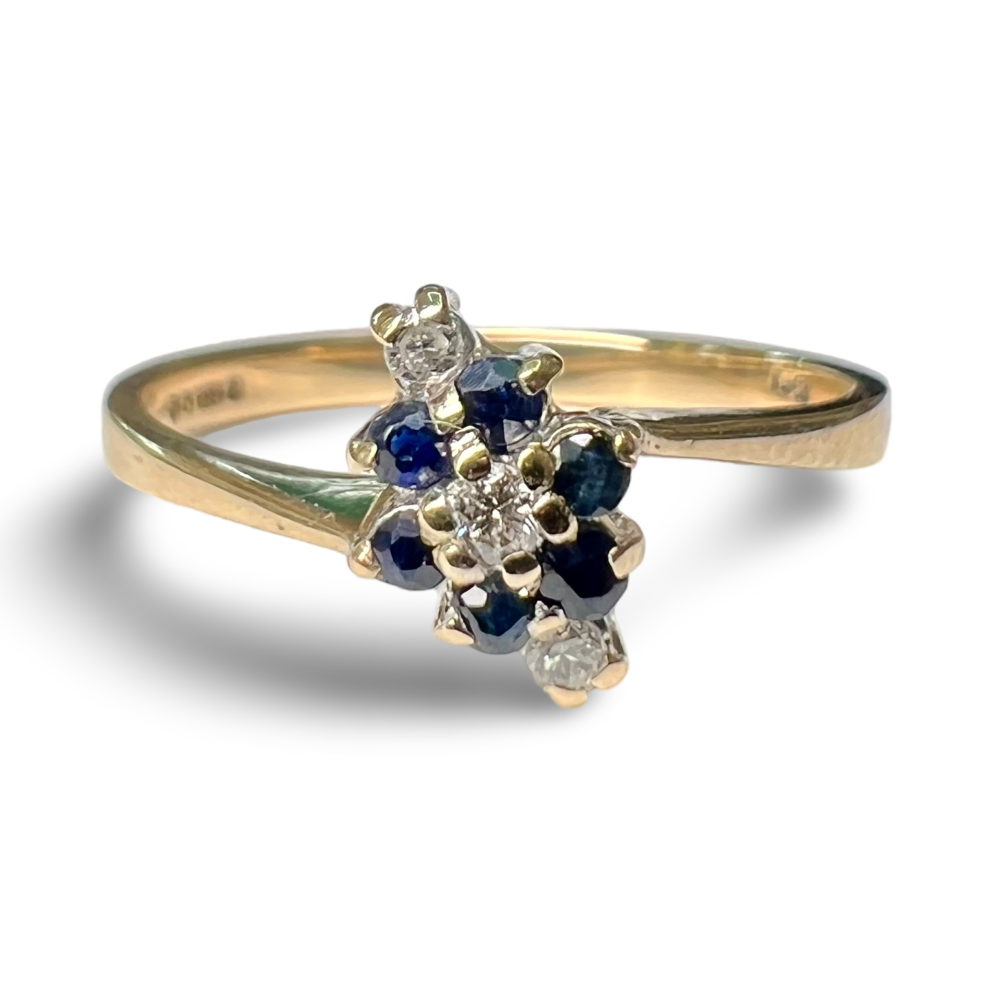 Vintage 9ct sapphire and diamond cluster ring