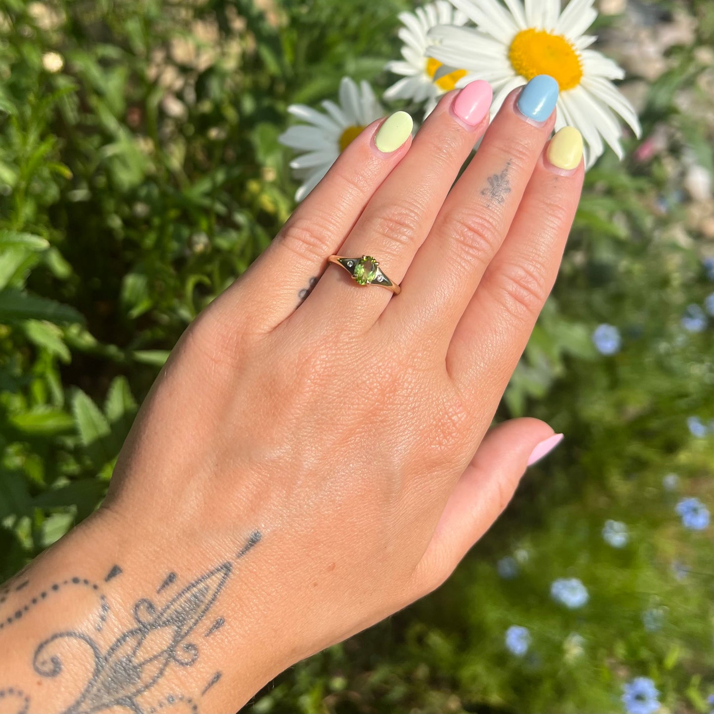 Renade Peridot Ring