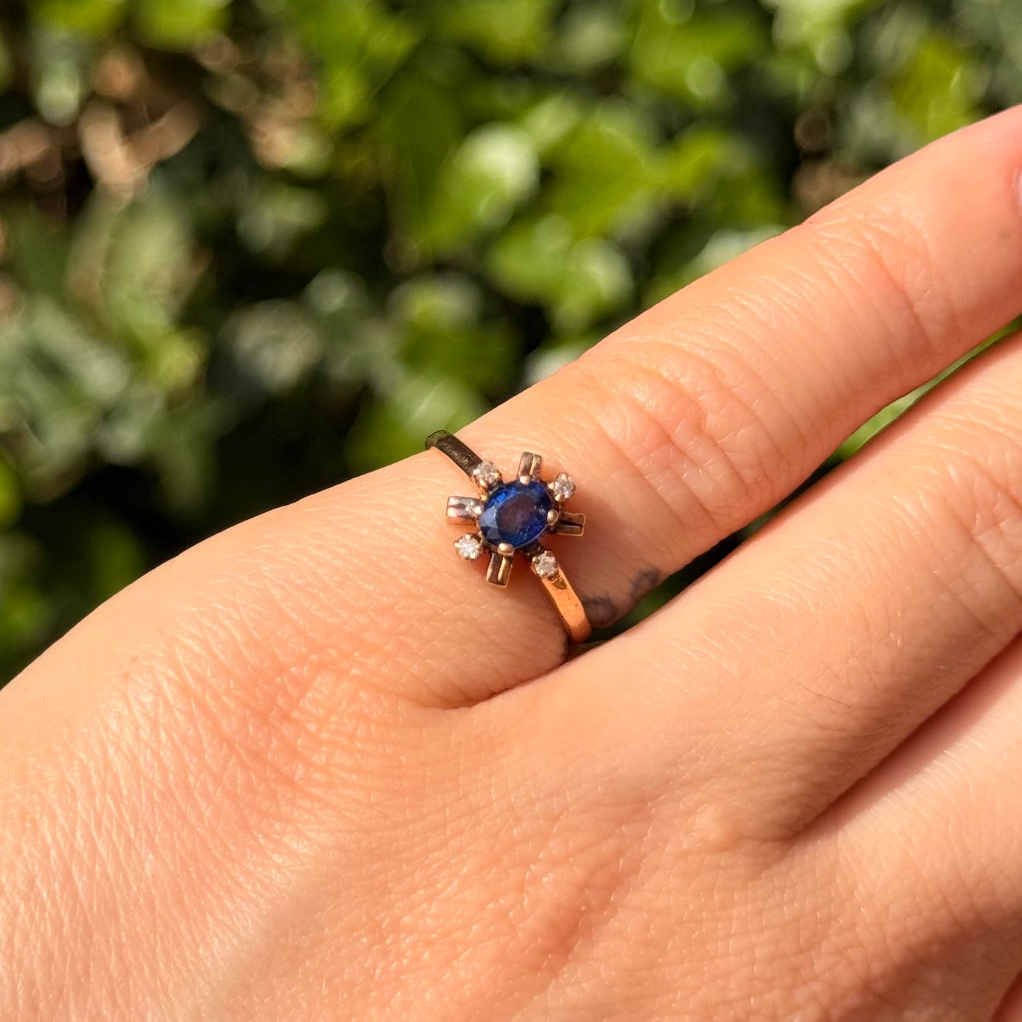 Vintage 18ct Sapphire & Diamond Ring
